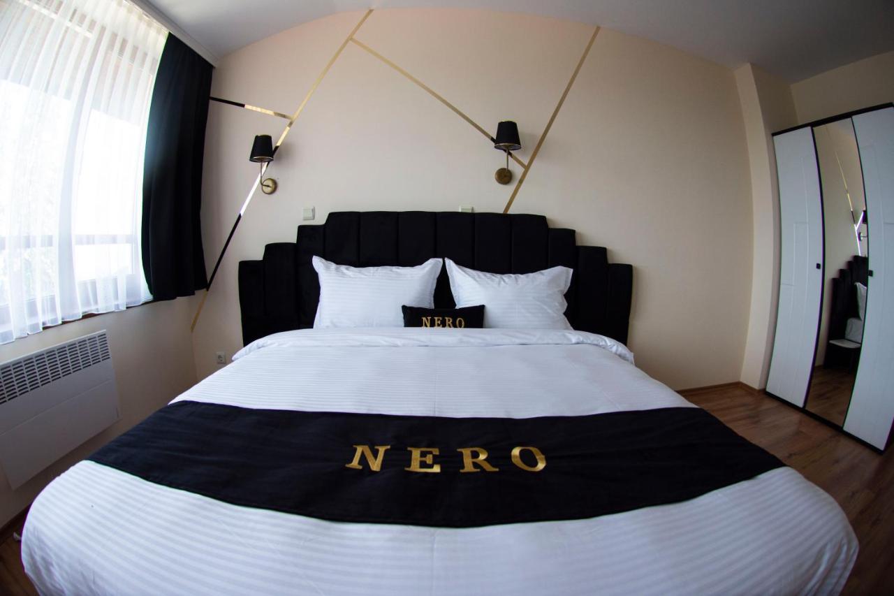 Complex Nero Aparthotel ปอมโปโรโว ภายนอก รูปภาพ